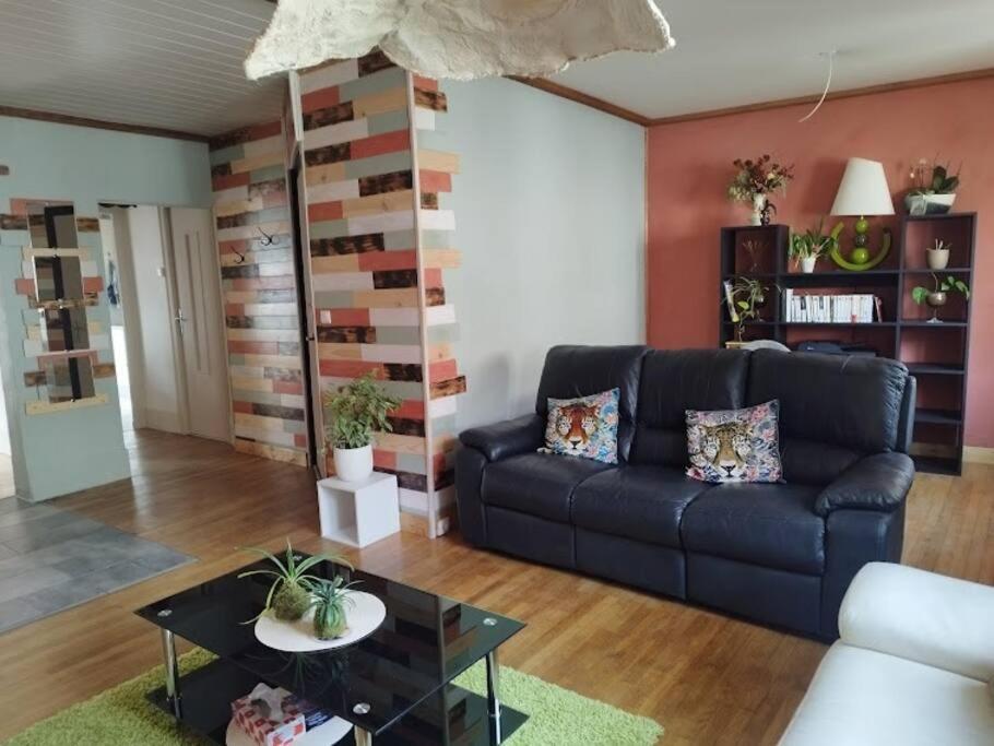 Saint-Léonard-de-NoblatLe Passage Du Faubourg, Agreable T3 En Duplex De 120M2アパートメント エクステリア 写真